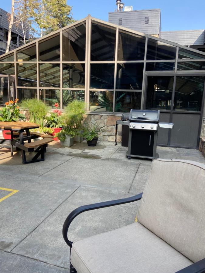 摄政公园酒店 帕克城 外观 照片