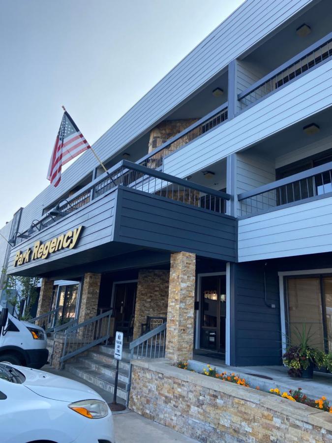 摄政公园酒店 帕克城 外观 照片